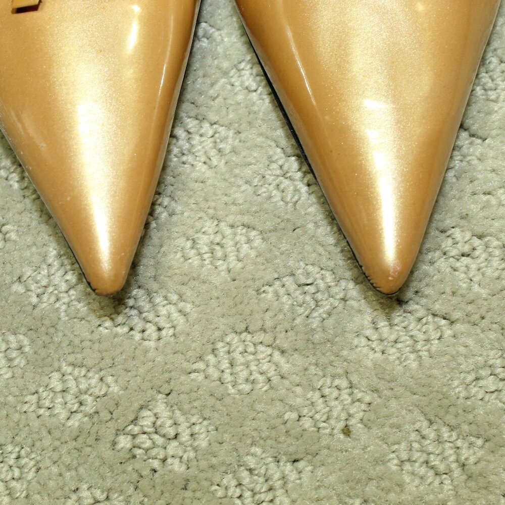Prada Women's Size 7 / 37.5 Gold Patent Leather 3" Kitten Heel Bow Slingback - Picture 8 of 10